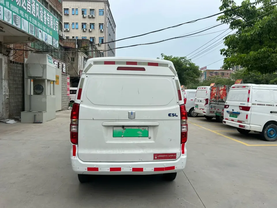 Remote E5 E5L pure electric van transporter Guoxuan 38.7kWh 2022 — миниатюра 2