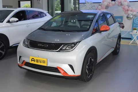 BYD Dolphin 2025 Moskvada sotib oling