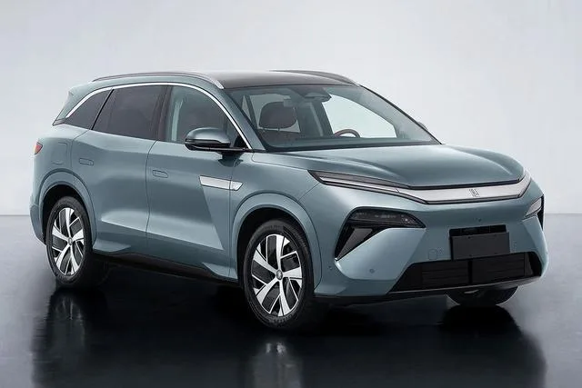 BYD Tang L DM DM-p 175KM 2025 — фото 1, купить с доставкой в Москву
