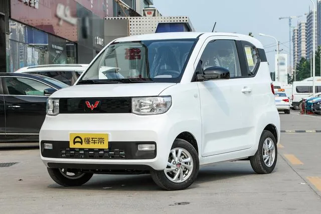 Wuling WulingHongguang MINIEV 170km 2024 — фото 1, купить с доставкой в Москву