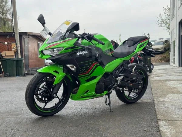 Kawasaki Ninja 400 2023 — миниатюра 2