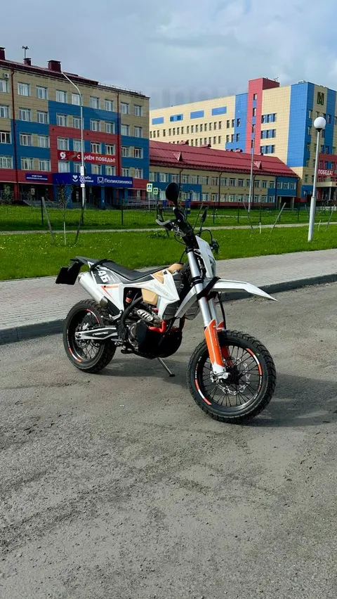 Regulmoto CROSSTREC 300 300 03 2025 buy in Moscow