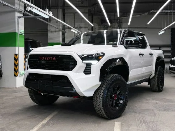 Toyota Tacoma 2025 — фото 1, купить с доставкой в Москву