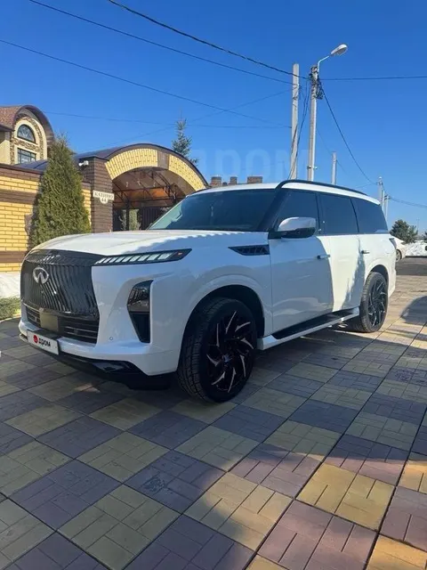 Infiniti QX80 2024 купить в Москве