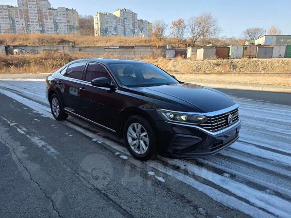 Volkswagen Passat 2022 — фото 1, купить с доставкой в Москву