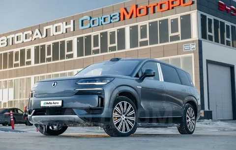 Denza N9 2025 купить в Москве