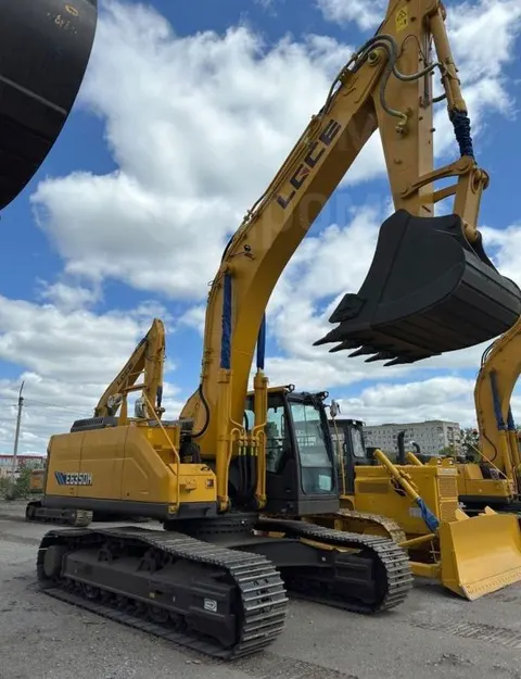 SDLG (LGCE) E6350H 2026 buy in Moscow
