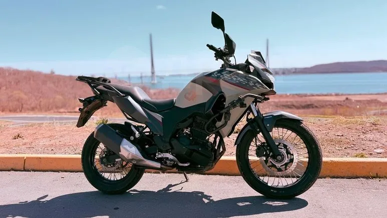 Kawasaki Versys-X 250 2023 — фото 1, купить с доставкой в Москву