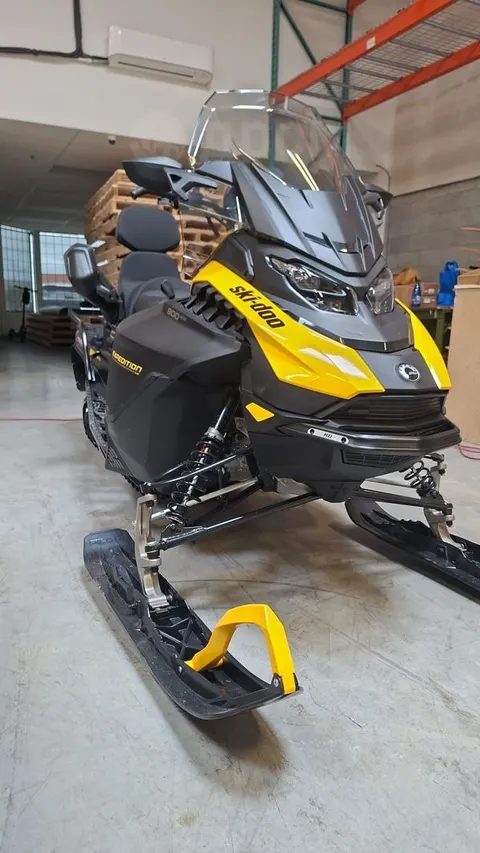 BRP Ski-Doo Expedition LE 900 ACE 2025 купить в Москве
