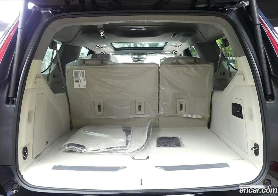 Cadillac Escalade 6.2 ESV 2022 — миниатюра 4