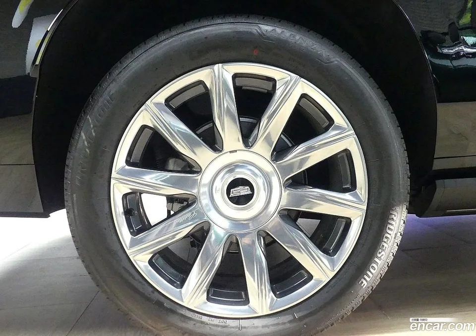 Cadillac Escalade 6.2 ESV 2022 — миниатюра 5