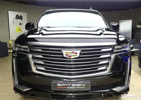 Cadillac Escalade 2022 купить в Москве