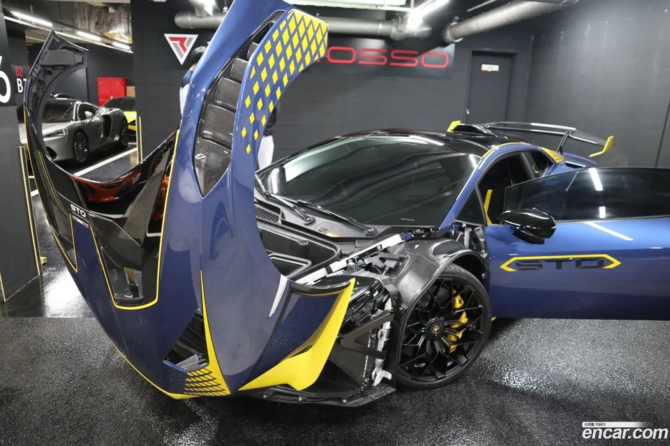 Lamborghini Huracan LP640-2 STO 2022 — миниатюра 4