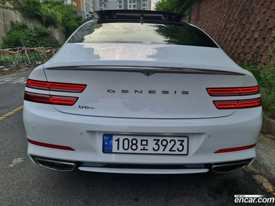 Genesis G80 2.5 2WD 2023 — миниатюра 4