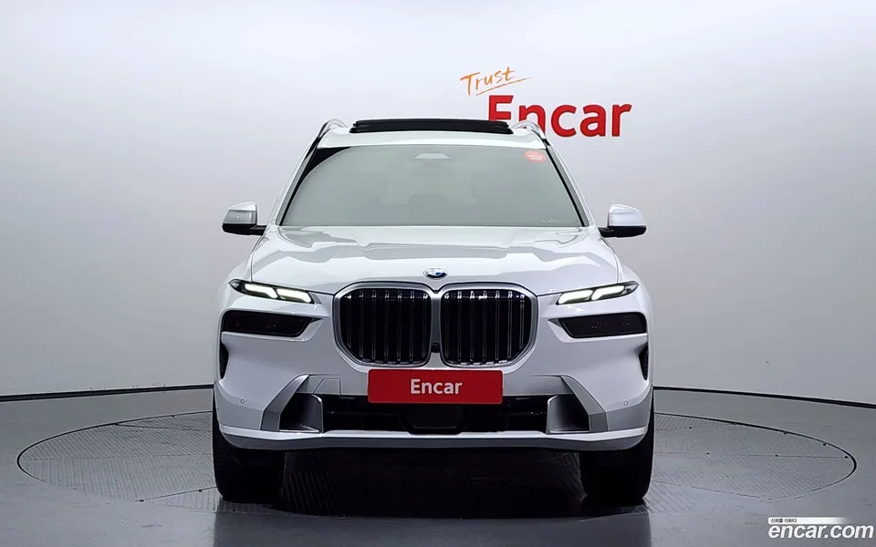 BMW X7 xDrive 40d 7 2023 — миниатюра 3