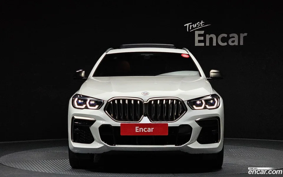 BMW X6 M50i 2023 — миниатюра 3