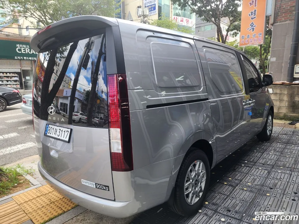 Hyundai Staria HEV 1.6 3 2024 — миниатюра 4