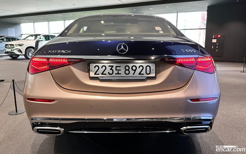 Mercedes-Benz S-Class S680 4MATIC 2023 — миниатюра 4