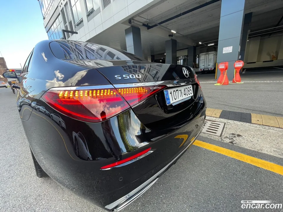 Mercedes-Benz S-Class S500L 4MATIC 2024 — миниатюра 2