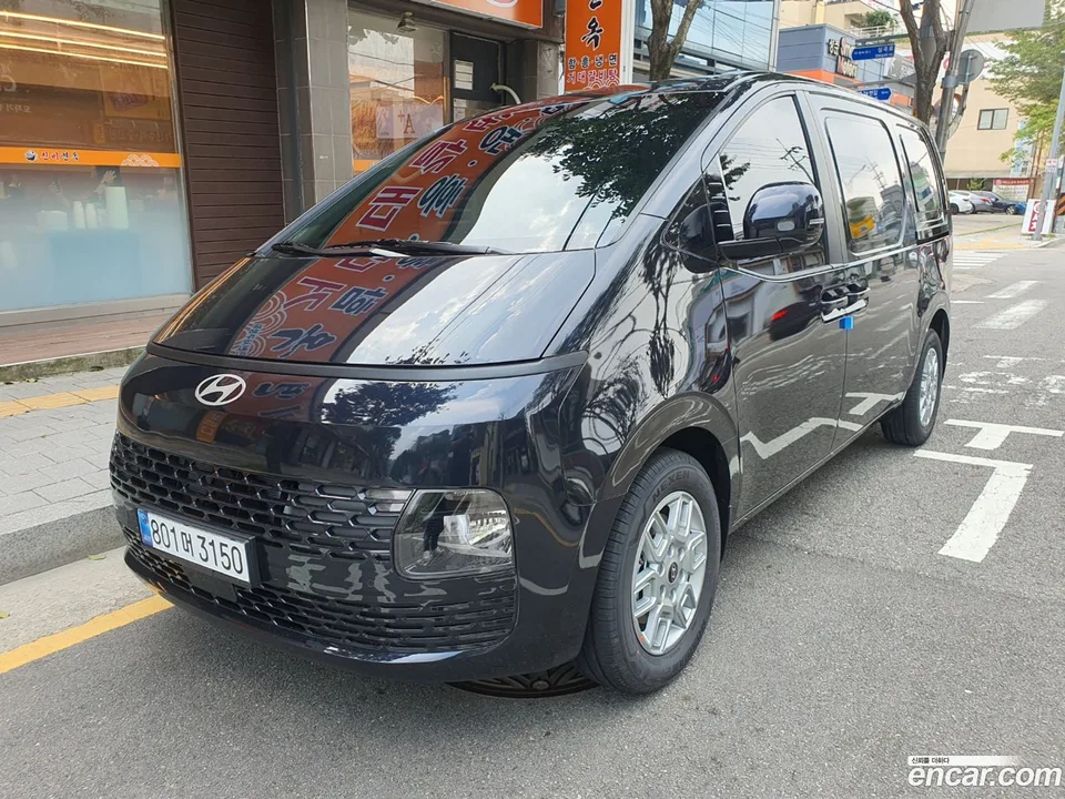 Hyundai Staria HEV 1.6 3 2024 — миниатюра 2