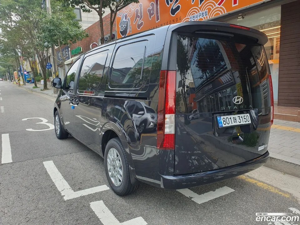 Hyundai Staria HEV 1.6 3 2024 — миниатюра 4