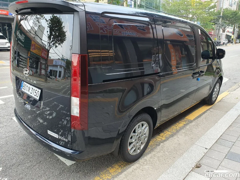 Hyundai Staria HEV 1.6 3 2024 — миниатюра 5