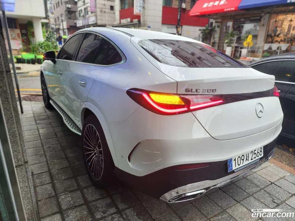 Mercedes-Benz GLC-Class GLC300 4MATIC 2024 — миниатюра 5