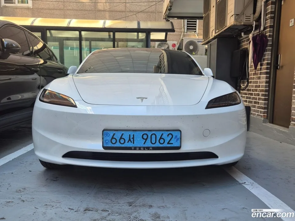 Tesla Model 3 RWD 2024 — миниатюра 2