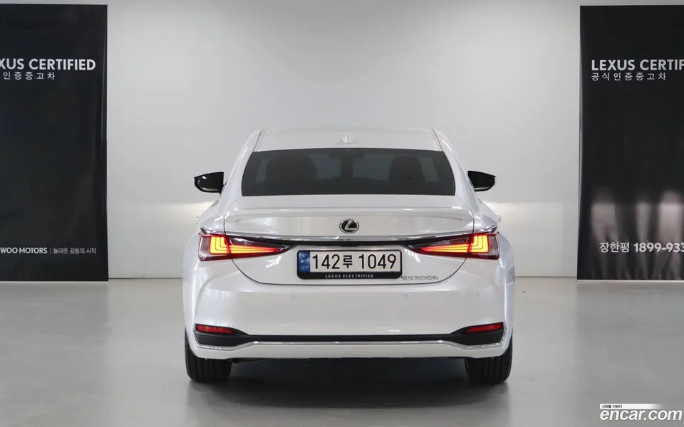 Lexus ES 300h 2024 — миниатюра 4