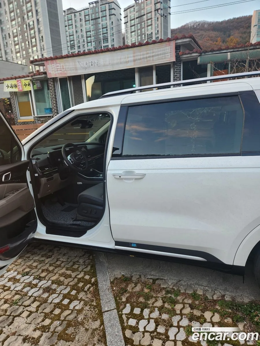 Kia Carnival HEV 9 2024 — миниатюра 2