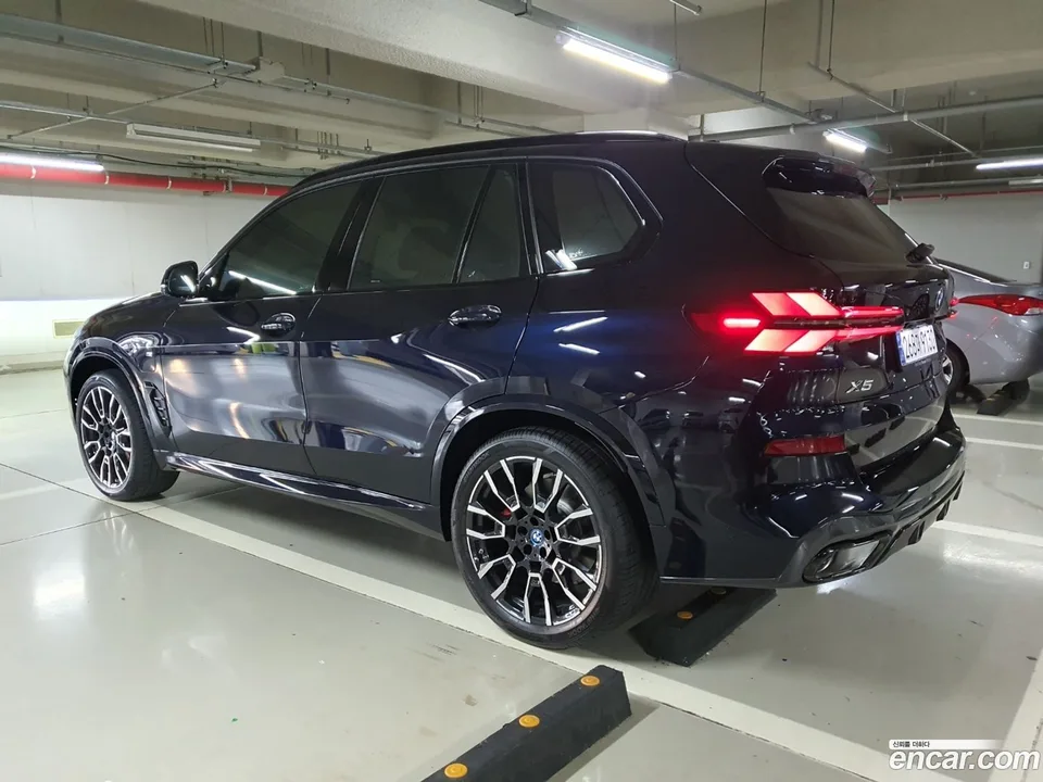 BMW X5 xDrive 50e M 2024 — миниатюра 2
