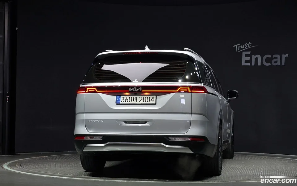 Kia Carnival 9 2022 — миниатюра 4