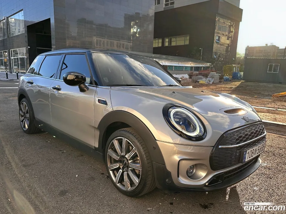 MINI Cooper S Clubman 2023 — миниатюра 3