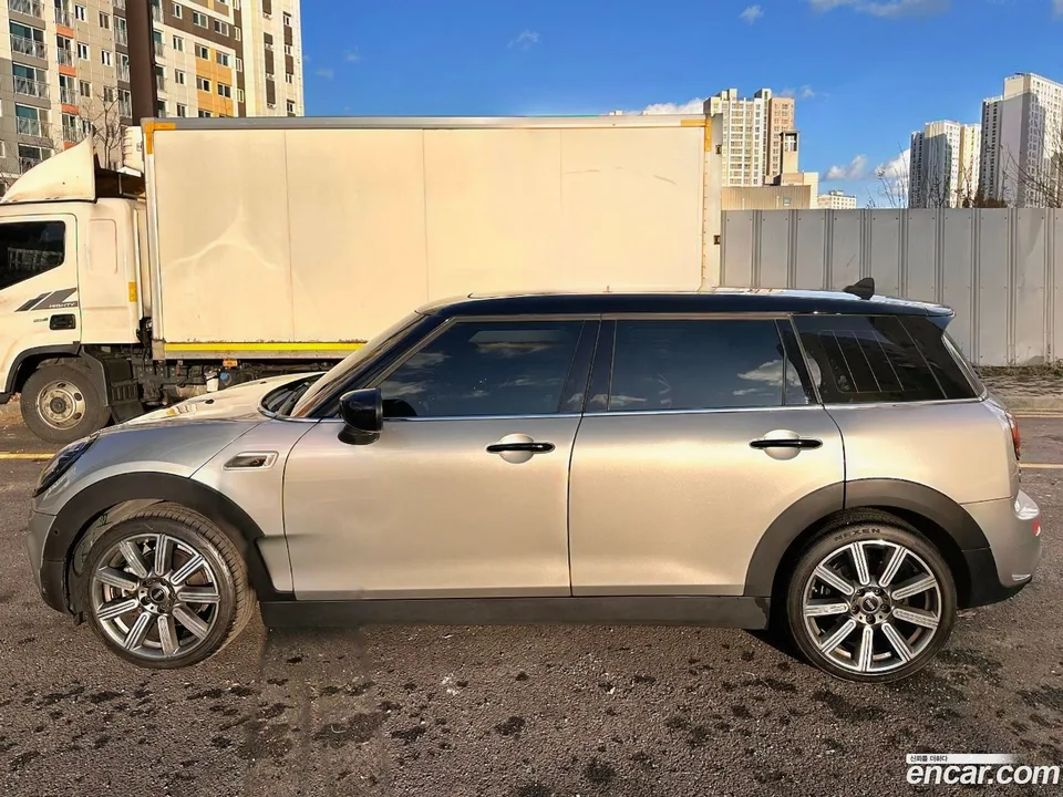 MINI Cooper S Clubman 2023 — миниатюра 4