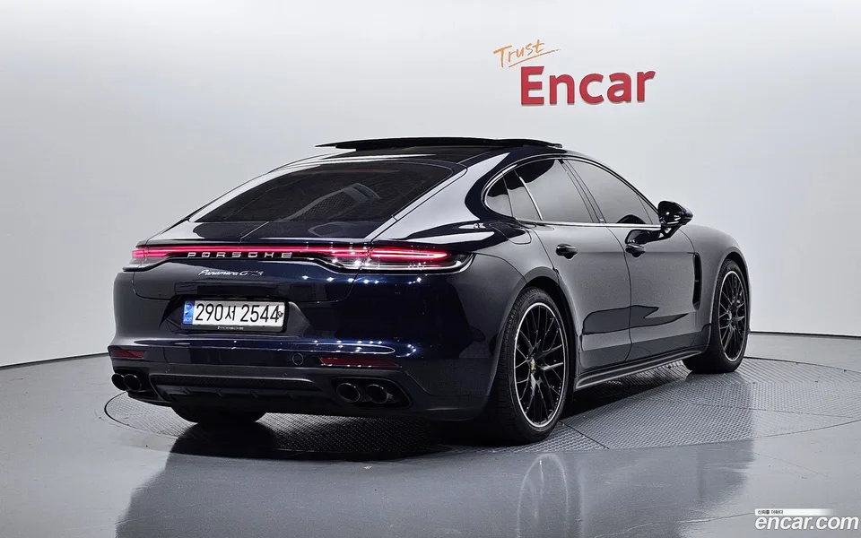 Porsche Panamera (971) 4.0 GTS 2022 — миниатюра 2
