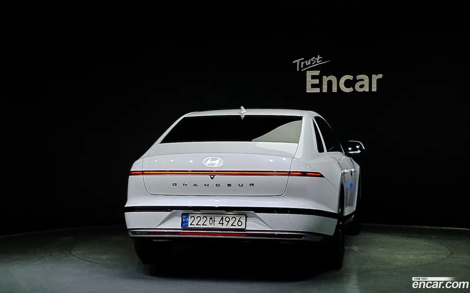 Hyundai Grandeur Hybrid 2023 — миниатюра 4