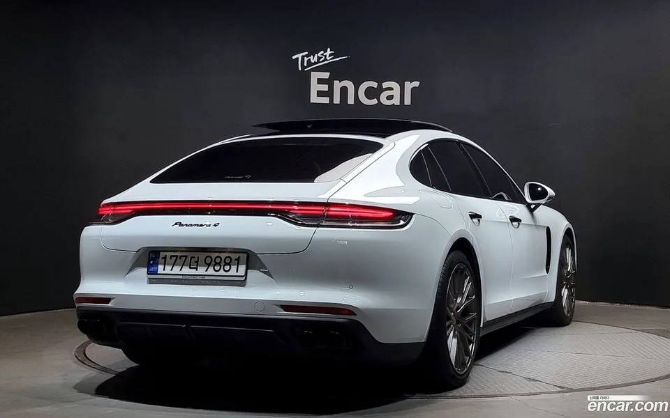 Porsche Panamera (971) 2.9 AWD 2023 — миниатюра 2
