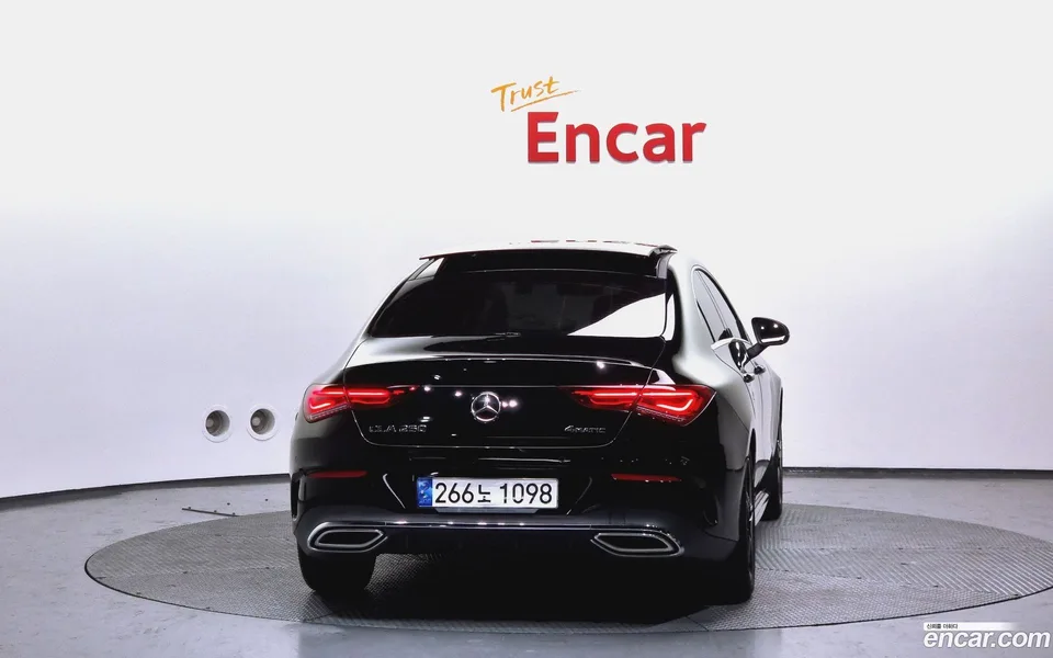 Mercedes-Benz CLA-Class CLA250 4MATIC 2022 — миниатюра 4
