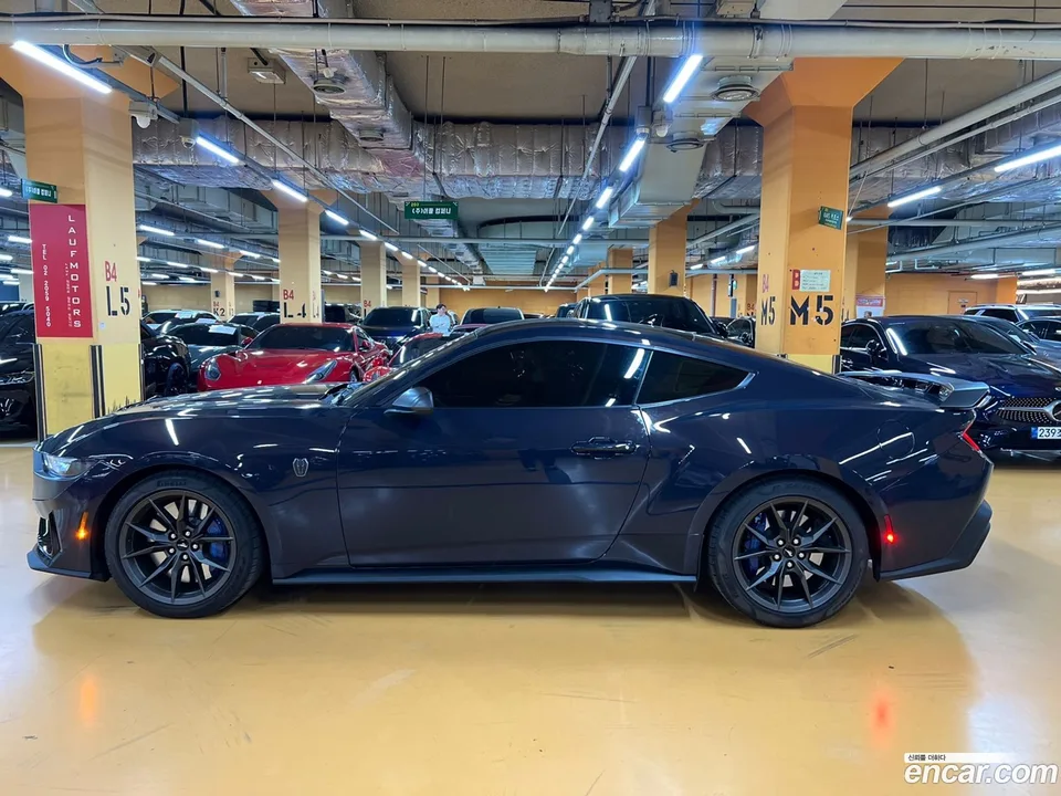 Ford Mustang 5.0 GT 2024 — миниатюра 3