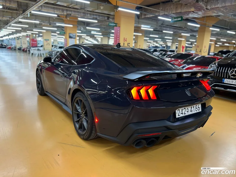 Ford Mustang 5.0 GT 2024 — миниатюра 4
