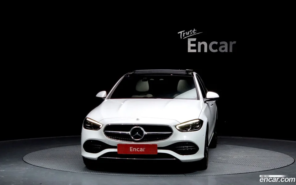 Mercedes-Benz C-Class C300 4MATIC 2023 — миниатюра 3