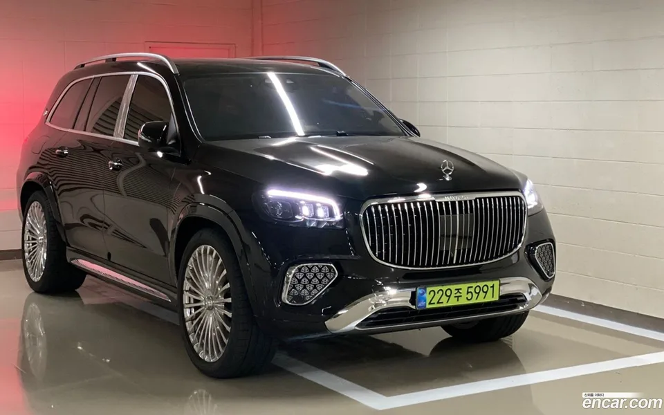 Mercedes-Benz GLS-Class GLS600 4MATIC 2024 — миниатюра 2