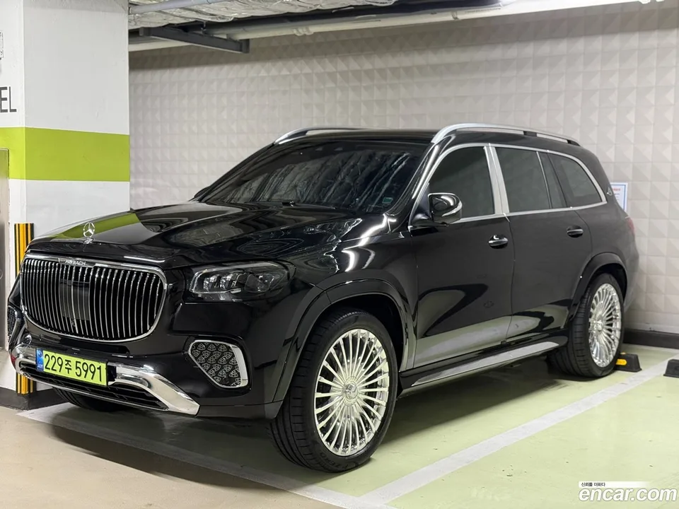Mercedes-Benz GLS-Class GLS600 4MATIC 2024 — миниатюра 3