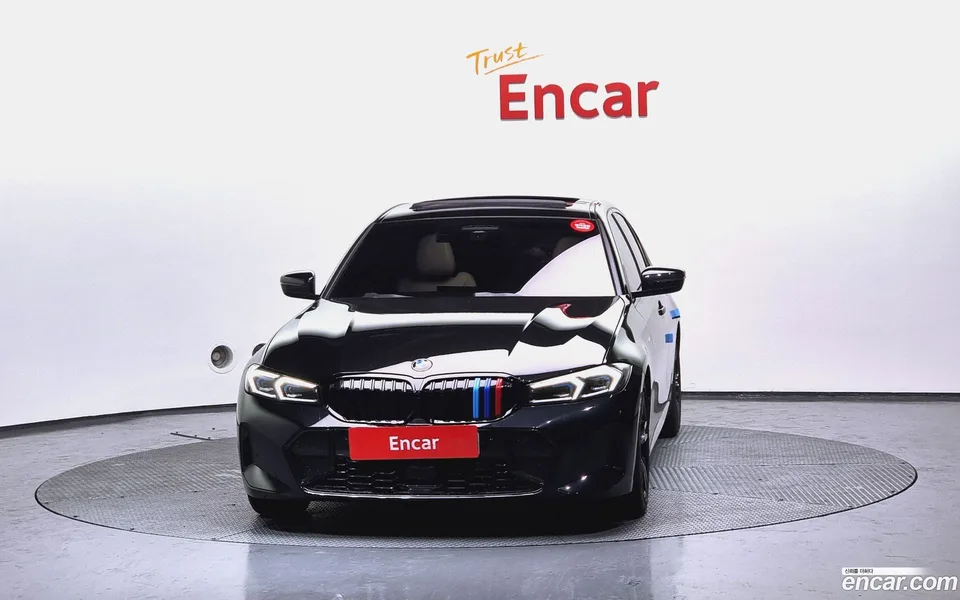 BMW 3 Series 320i M 2023 — миниатюра 3