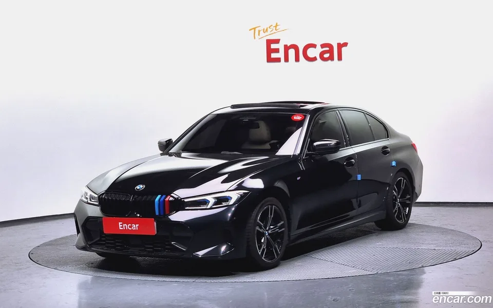 BMW 3 Series 320i M 2023 — фото 1, купить с доставкой в Москву