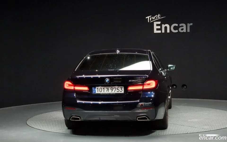 BMW 5 Series 530i M 2023 — миниатюра 4