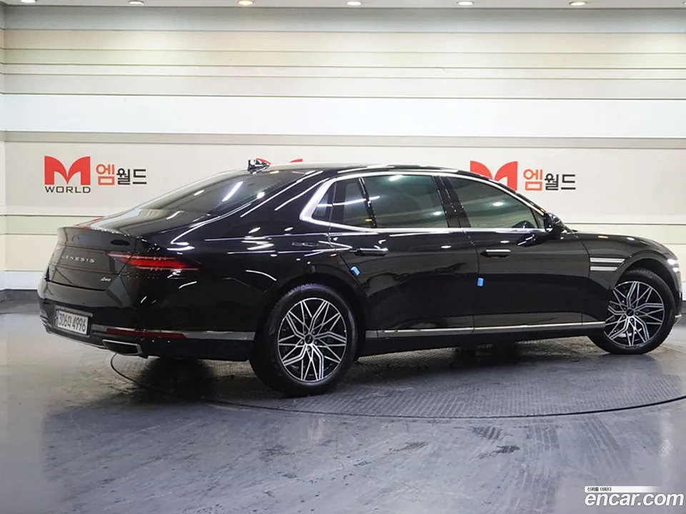 Genesis G90 3.5 AWD 2023 — миниатюра 4