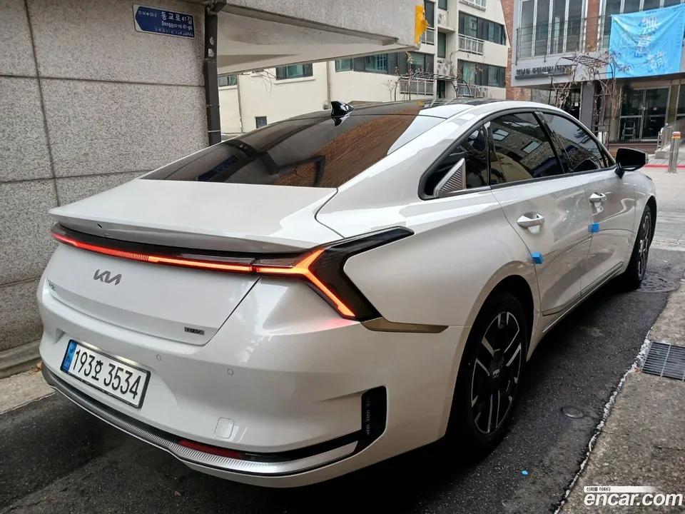 Kia K8 Hybrid 2025 — миниатюра 5
