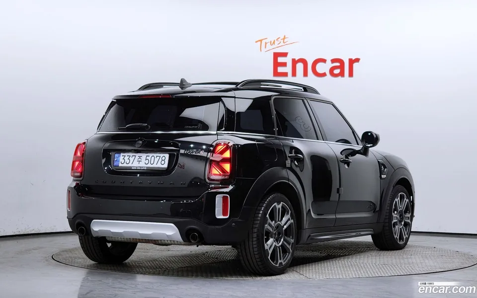 MINI Cooper S Countryman ALL4 2023 — миниатюра 2