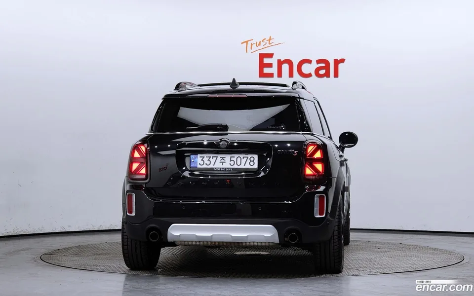 MINI Cooper S Countryman ALL4 2023 — миниатюра 4